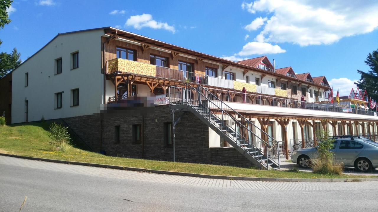 Apartman Leo Nr. 8 Lipno Nad Vltavou Dış mekan fotoğraf